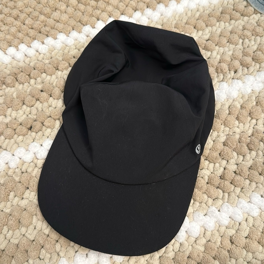 Lulu Lemon women’s hat fast and free style